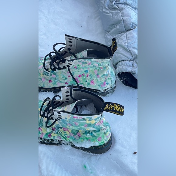 Deal!☘️💚Dr. Martens Floral Boots Hand Painted - Picture 4 of 8